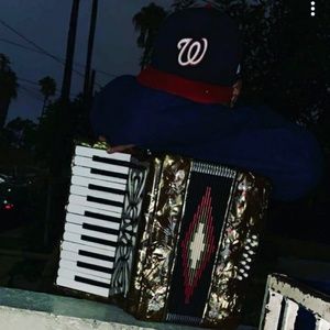 Meet your Posher, Enrique